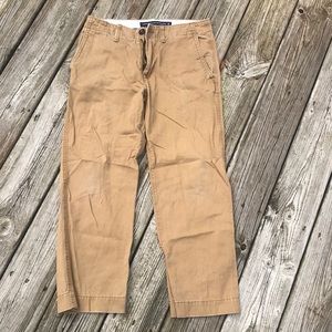 AE 28/28 Relaxed Khakis!